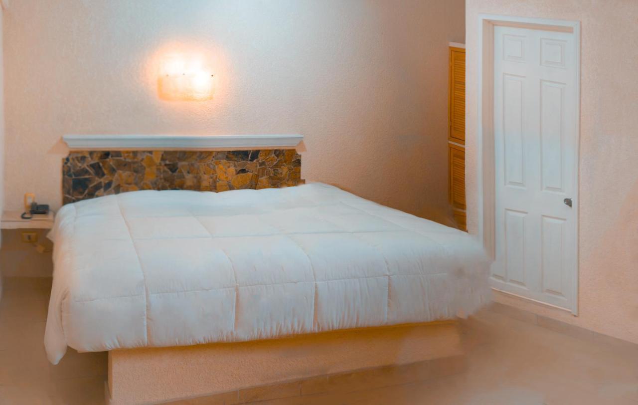 Peninsula Stays Executive Hotel Salina Cruz Esterno foto